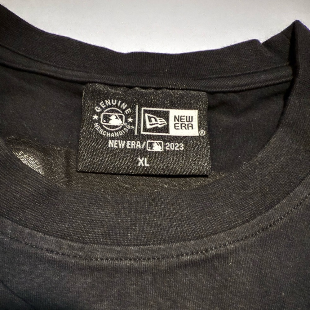 NWT Men’s New Era Logo Select White Sox, World Series T-Shirt, Size XL - Picture 5 of 9